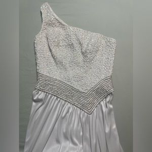 Beautiful White Prom dress